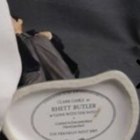 2 Large porcelain GONE WITH A WIND FRANKLIN MINT Figurines Scarlett and Rhett - Picture 7 of 7